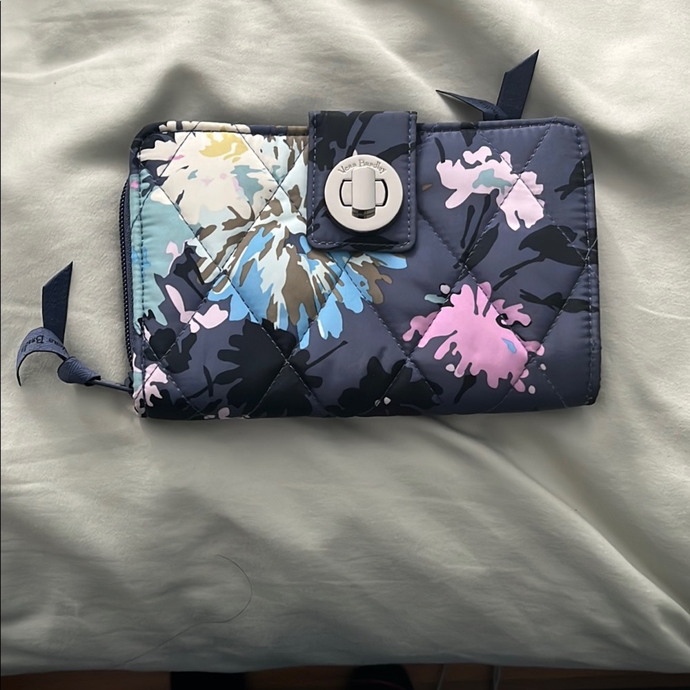Vera Bradley Floral Quilted Women's wallet